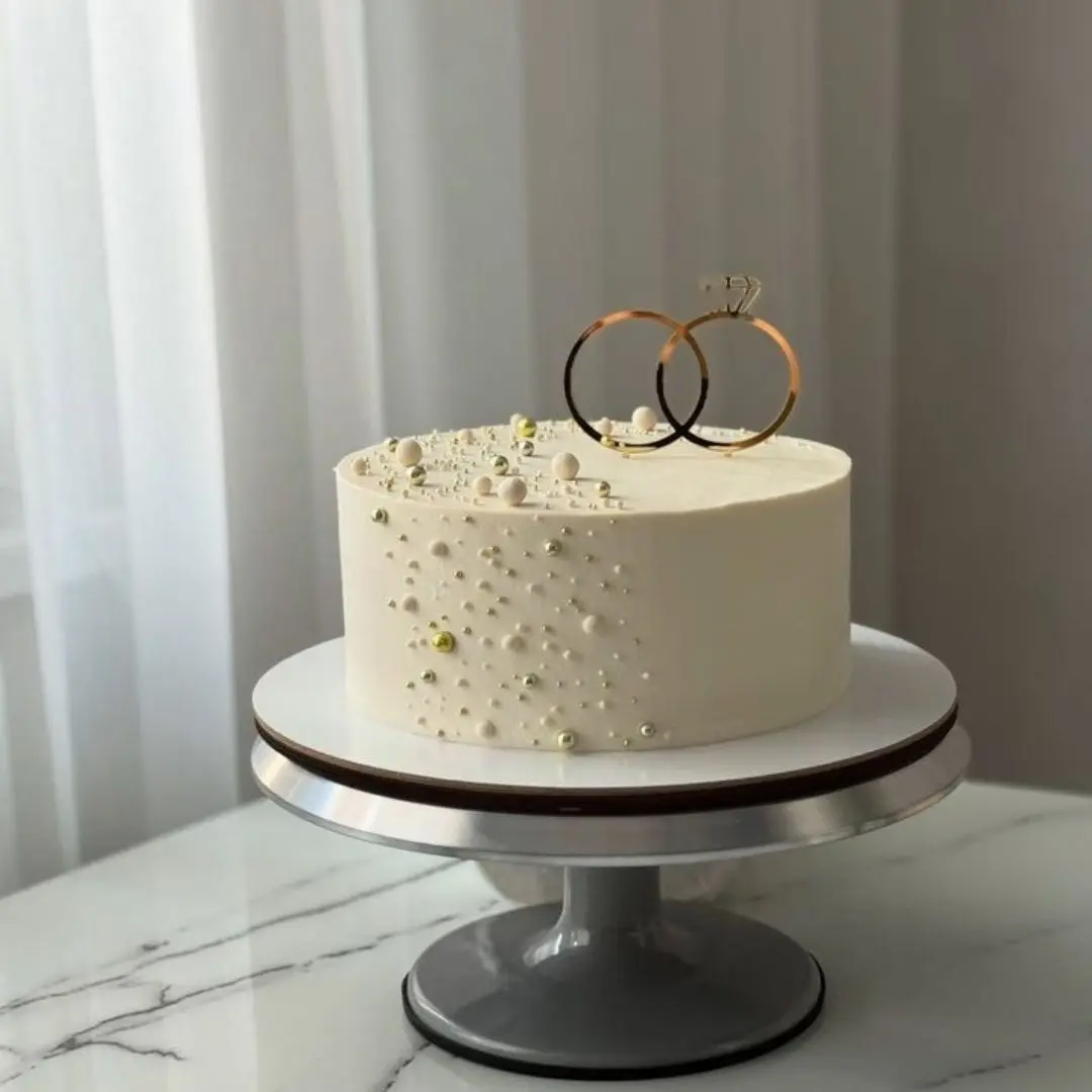 Elegant wedding cake from a cake store in Thrissur